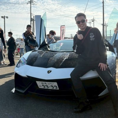 matsushima9999's profile picture. 株式会社RIOZ 代表取締役 33歳・不動産業/保険業/その他・My Car：Lamborghini，Ferrari，Porsche，Benz・お仕事の相談はDMもしくはHPからお願いします⬇️