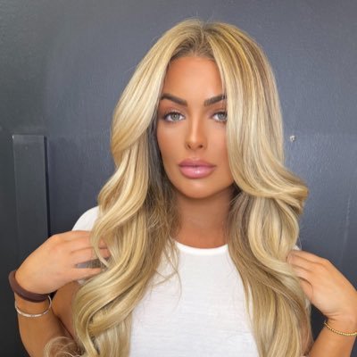 mandysacspretty's profile picture. Former WWE Superstar | Former NXT WOMENS Champ | WBFF Bikini World Champ '14 | Check out my VIP fan Page! ⬇️ 🔥Snap 👻 Mandysacs