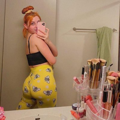 ChelseaGom80881's profile picture. I’m available for both Incall and outcall service 💧🍆🍑https://t.co/6B7WnEwzJq, let’s have fun daddy💦 👅 🍆🍆