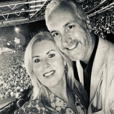 zoeheleng's profile picture. sick of the lies and deceit of this corrupt government, the media and the big pharma cartels