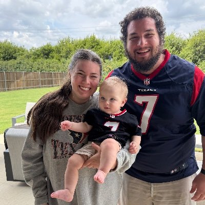 BwwbCarson's profile picture. Husband, Father, Host of the Benchwarmers and Waterboys Podcast (RIP), Avid Fantasy Football lover, and perineal disappointed Texans Fan. Follower of Christ.