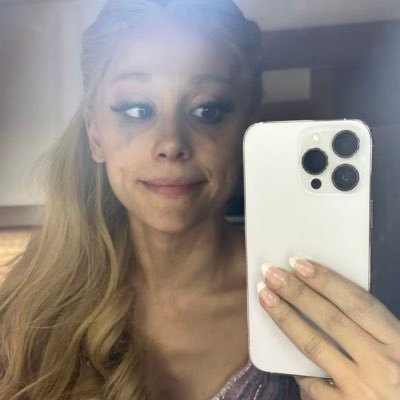 slasheroan's profile picture. alexa barajas employment campaign manager