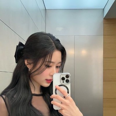 renatacintiya's profile picture. 