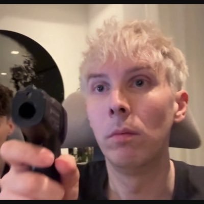 pheallover's profile picture. 24yo❤️‍🔥 Phannie since 2012🫨, Scotland 🏴󠁧󠁢󠁳󠁣󠁴󠁿, She / Her 🏳️‍🌈♎️🌻🦋🪴🍄