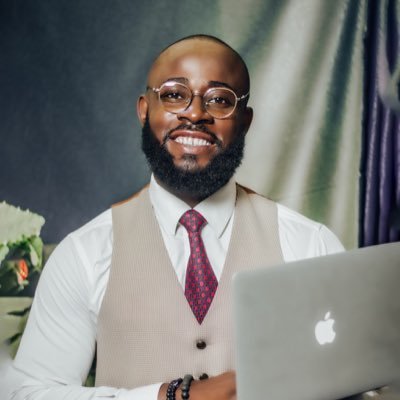 devbuchii's profile picture. Analytics • Software Dev • Fitness