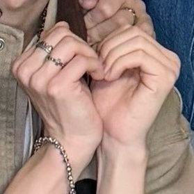 jinnchuu96's profile picture. 아홉⁹ 일기 ☆ 댕댕즈 🐶 | 멍흥즈 🐯 ☆ 괒 ☘️