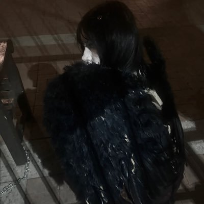 RathielHexEbon's profile picture. Red lips 💋, dark lace, polka dots dancing with shadows🕯️, break rules, live wild, and let your soul shine