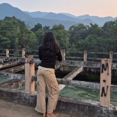 issokayvaish's profile picture. I don't careeeeee