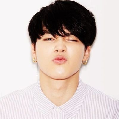 kooxed's profile picture. jungkook has no clue we’re dating