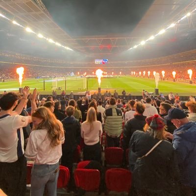 wfcliam's profile picture. Walsall FC || @MclarenF1 || Charlie Lakin Enthusiast