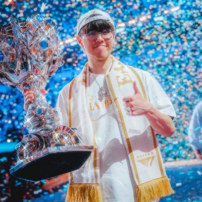 AteezSANtastic's profile picture. | She/Her | Wanda/Scarlett | #DOFPK Enthusiast | @T1LoL |