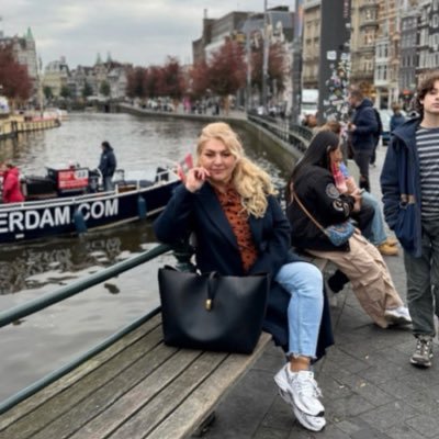 Davou1Mahboobeh's profile picture. 