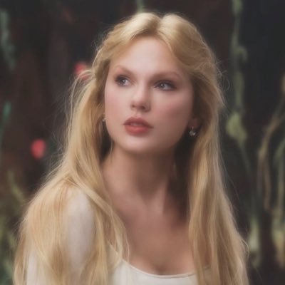 tayzriel's profile picture. 