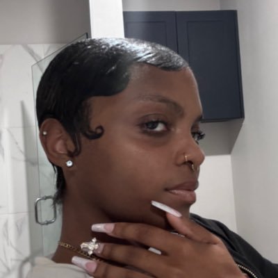 sadittydemi's profile picture. #internetgf