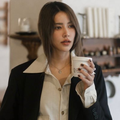 loveistrue__1's profile picture. 𝐖𝐚𝐬 𝐛𝐨𝐫𝐧 𝐭𝐨 𝐋𝐨𝐯𝐞 𝐰𝐨𝐦𝐞𝐧(𝐤𝐢𝐧𝐝 𝐨𝐧𝐞𝐬) 😉• GirlFreen• BeckysAngel• Amena’s Smile• Memi’s Cuteness 🥰 Love & Support for Every GL artists🤍