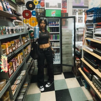 dethblo's profile picture. @lfc insta l111ana