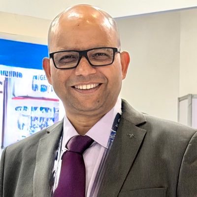 imbhojpuria's profile picture. किसान क बेटा, बेटी क बाप। भाषाप्रेमी।  भोजपुरी हमार मातृभाषा ह। हर भाषा के पसन करेवाला। संतुलित आ एक बराबर आदर सम्मान आर्थिक सामाजिक पहचान के समर्थक ।