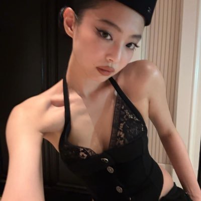 lucknniee's profile picture. soy un puto maloo