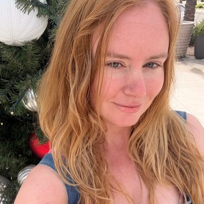 SpaceQueen100's profile picture. https://t.co/Pa5q8aAP2V