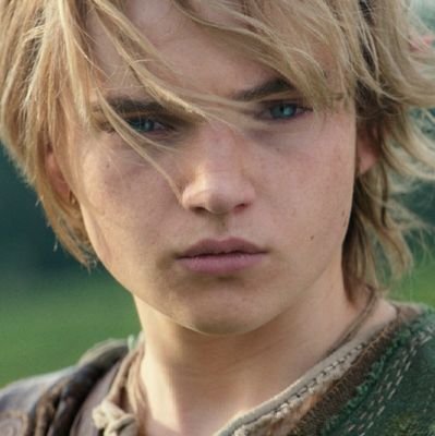 hucksinho's profile picture. Gosto de jogos, principalmente Fortnite. Tenho 23 anos. Meu hobby é ler, escrever poesias e fazer trilhas. Futuro rato de academia e universitário.