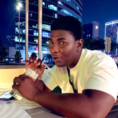 PapsJay3's profile picture. Leo♌️ Pencil artist, Graphic Designer and Photographer Manchester United fan🔥 SM4Life  @Ronaldo🔴