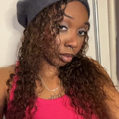 justneeqq's profile picture. Your favorite Chef | 22 | Flower gal🌺 | ✗ˑ𝘰