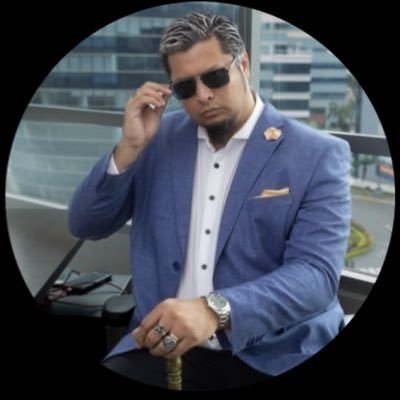 JJChagierben357's profile picture. Ing Petroleos, Bitcoin Mentor, Inversor, Escritor del libro Invertir en Bitcoin o Esclavitud, Primer programa de TV en el 🌎Crypto Adicto, Conferencista