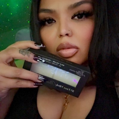 Mysthickque's profile picture. Streamer/CC 🎥|Anime🐐| Lash👑|BBW💗|Nurse🩺| @FearedEsport🎮|Partners🤝🏽@SpacePandaDelta🐼 @GLYTCHEnergy🦊 Code: NEZZZ