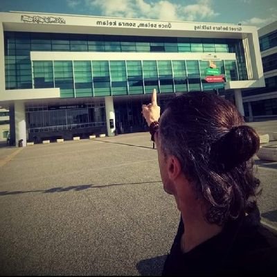 ekva1400's profile picture. 