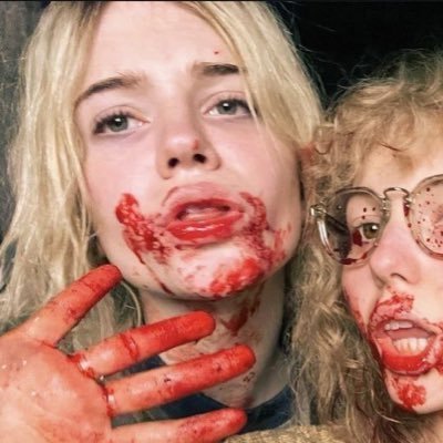 mysticaloure's profile picture. cismen & homophobic DNI.