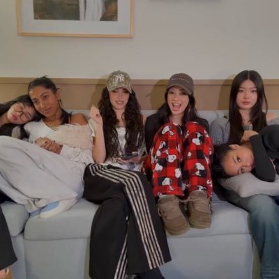 ArianaG23322725's profile picture. 