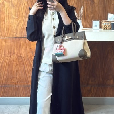 cptiise's profile picture. هكذا مضيت سنين طوال على ذات السجية.