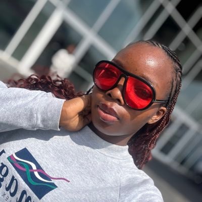 kingfayfay's profile picture. a dev + creative • building a media powerhouse👩‍💻