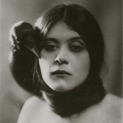 2002cigarettes's profile picture. Textos grotescos & Contos d’escárnio 
•She/ Ela
 
AnNa Bianca