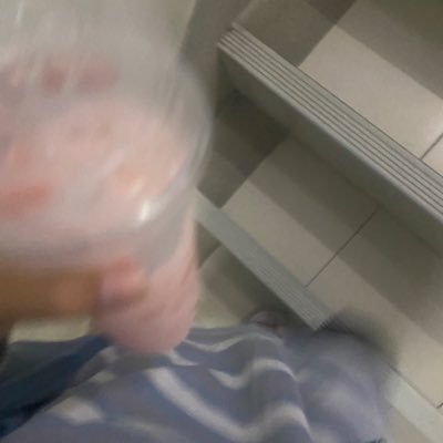 julyoraug's profile picture. 