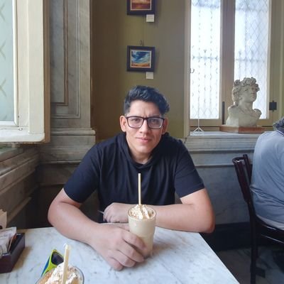 JesusRMonsivais's profile picture. Nunca podré tener superpoderes y tampoco seguir una dieta, quizá los superpoderes lleguen primero.