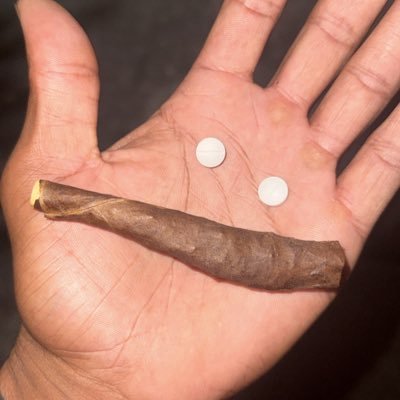 lahbow's profile picture. 