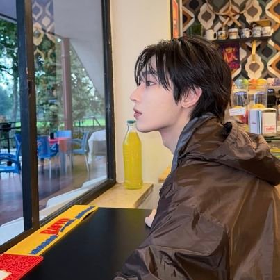 seaintes's profile picture. she. id/en ok! #pocketz in my pocket