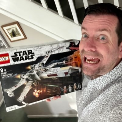 paulietage's profile picture. Teacher for 30 years. Saints FC fan. Walking in nature enthusiast. Poetry writer. Heavy Metal 🤘 fan. Book worm 🐛 Creative thinker 🤔 Cat 🐈‍⬛ lover.