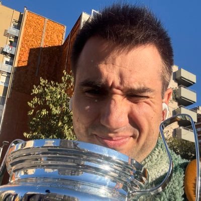 HuguetAndreu's profile picture. Els cansats fan la feina.