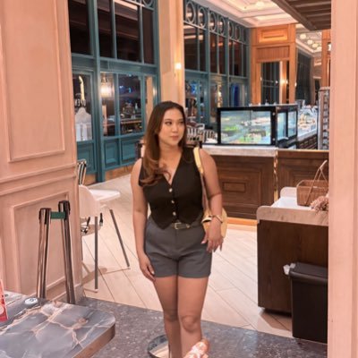 nadyanadyaaaax's profile picture. jangan DM kecuali tf 1jt or beli daganganku yg di pinned !