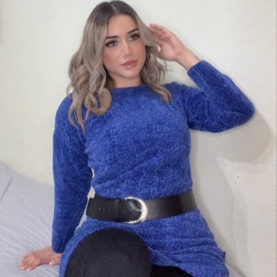 carolvaes1's profile picture. 