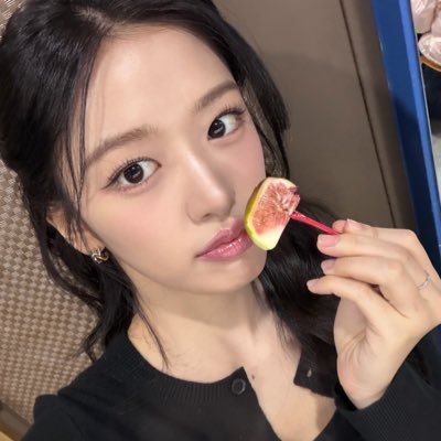 ikeIolita's profile picture. lover of a thousand women and 3 men | no subtwt: my fixations lead me