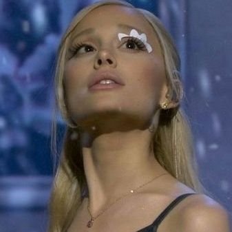 hanybutera's profile picture. for all of my pretty and all of my ugly too, i love to see me from your pov