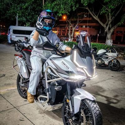 woaiyange's profile picture. 已阉割  大兴亦庄  可💰农牛69 
V:  a2531190186