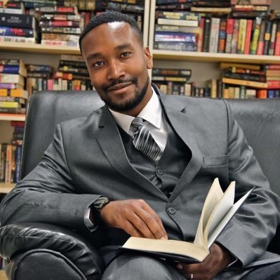 HonestLeYo's profile picture. #DontTakeMeTooSerious I’m only joking, although I admit, I’m not that funny so it may be hard to tell 🃏if life is a joke, do you laugh w/ it or get laughed at?