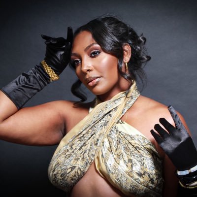 peaceofNayna's profile picture. 𝖦𝗈𝖽💜☮️☯️  I’m a HUGE ball of creativity. Owner of @70Ninety (✨💎@naynathejeweler💎✨) & @_peaceofcolor The Natural Beauty Therapist who loves FLY things✨.