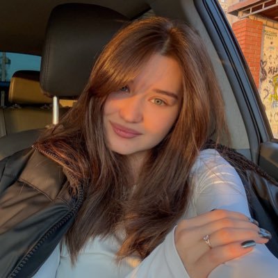 uiuxana's profile picture. Your design partner for fast-growing tech startups | Open for new projects → https://t.co/W8L6q8JUnY