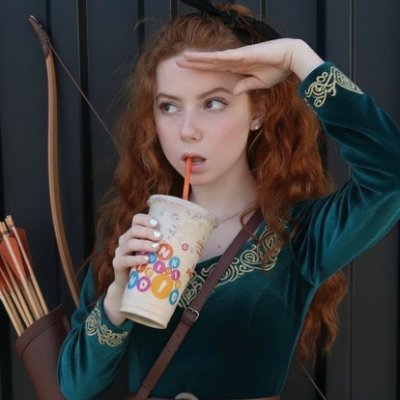 _BonnieBow's profile picture. ☆ Scottish ☆ Archerer ☆ 18 ☆ Lives in Beaconhills  ✍️ She/her ☆ selective rps ☆ ♡ @MischiefMagic_