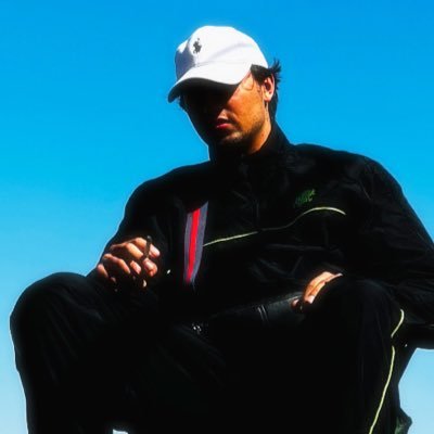 auravsv's profile picture. 